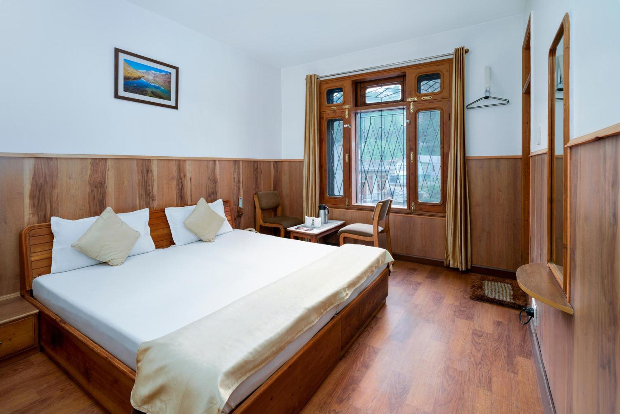 Hotel Kullu Valley Kulu Exterior foto